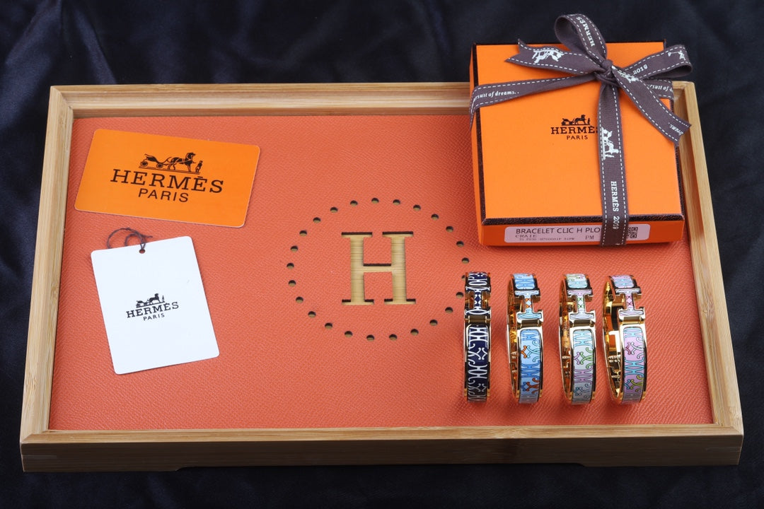 Hermes Clic H Lift Blue 18K Gold Bracelet